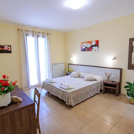 Couette-café Il Santo - Restaurant & Swimming Pool *