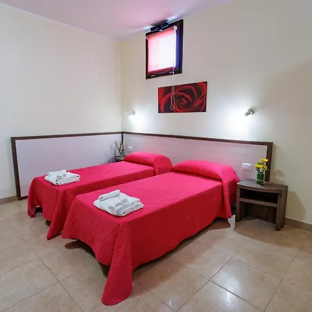 Il Santo - Restaurant & Swimming Pool Couette-café
