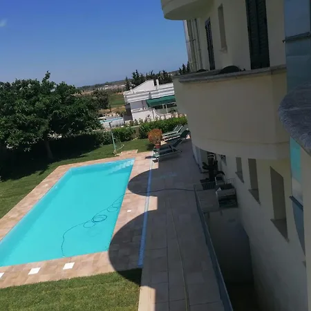 فندق مبيت وإفطار Il Santo - Restaurant & Swimming Pool أودجانو لا كييزا